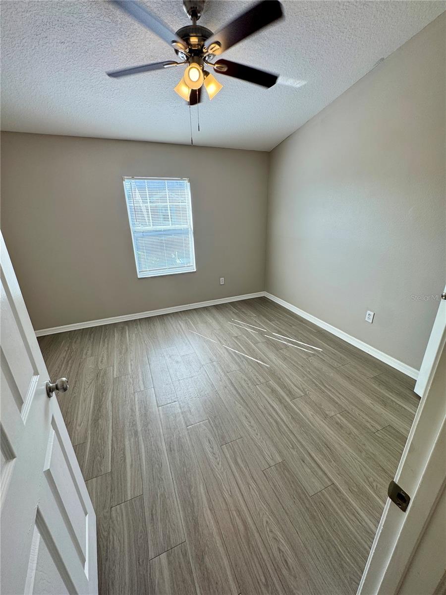 9701 CARLSDALE DR — photo 17