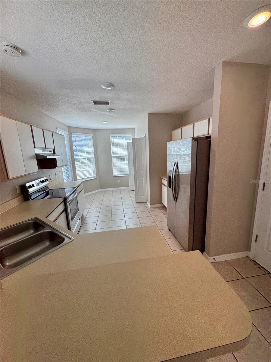 9701 CARLSDALE DR — photo 8