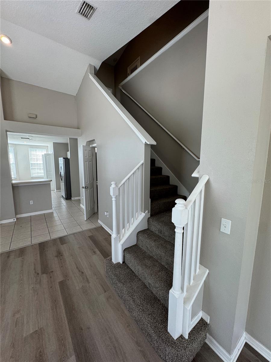 9701 CARLSDALE DR — photo 15