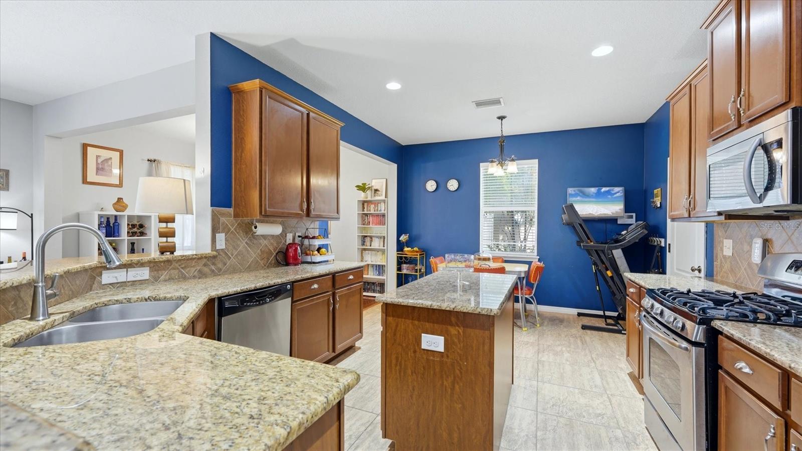 5666 AARON CT — photo 14