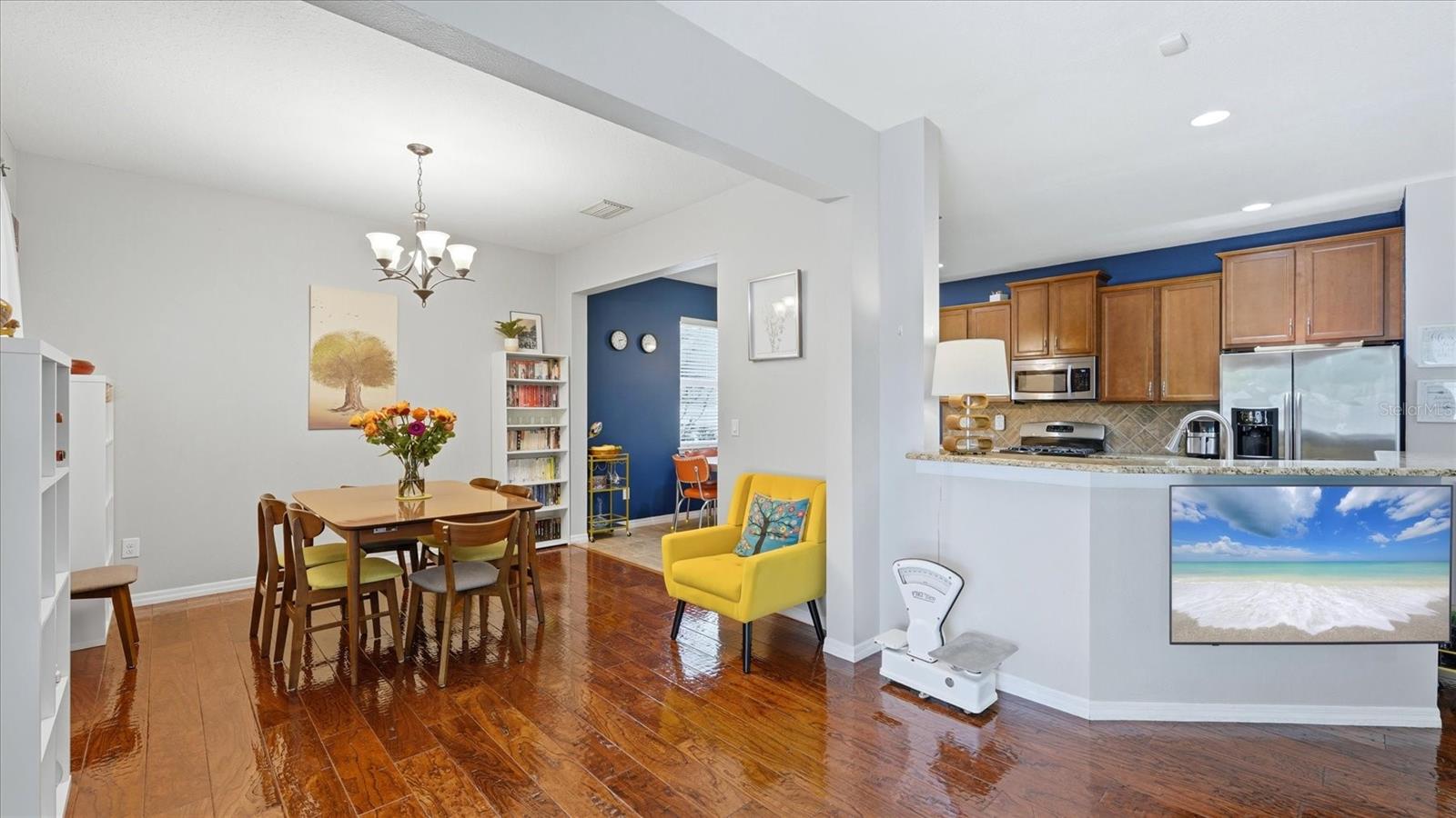 5666 AARON CT — photo 11