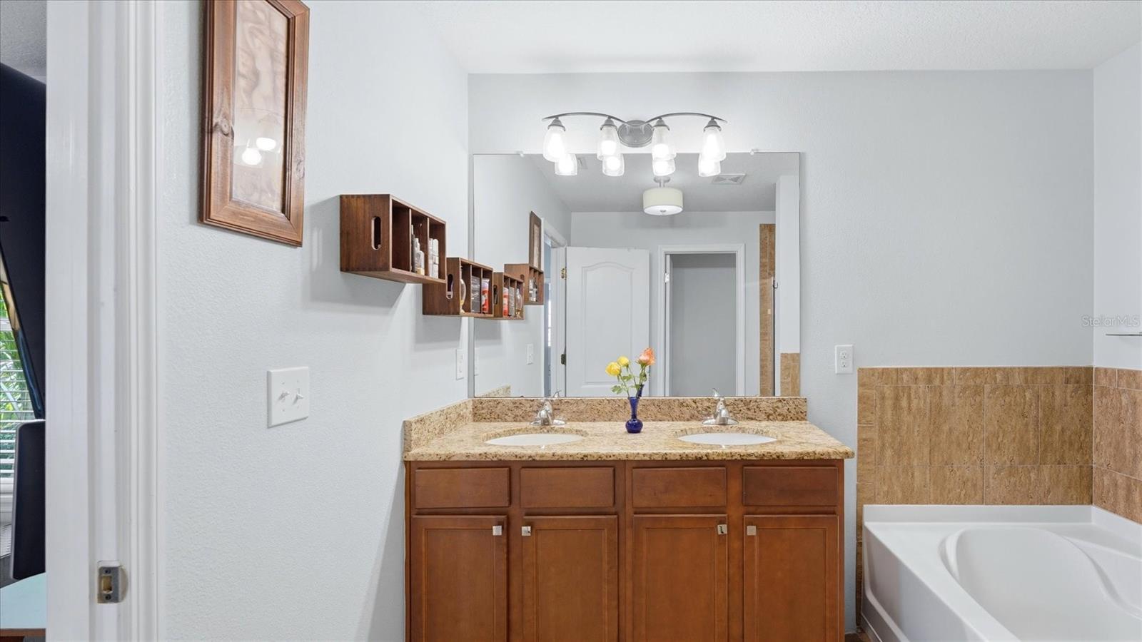 5666 AARON CT — photo 33