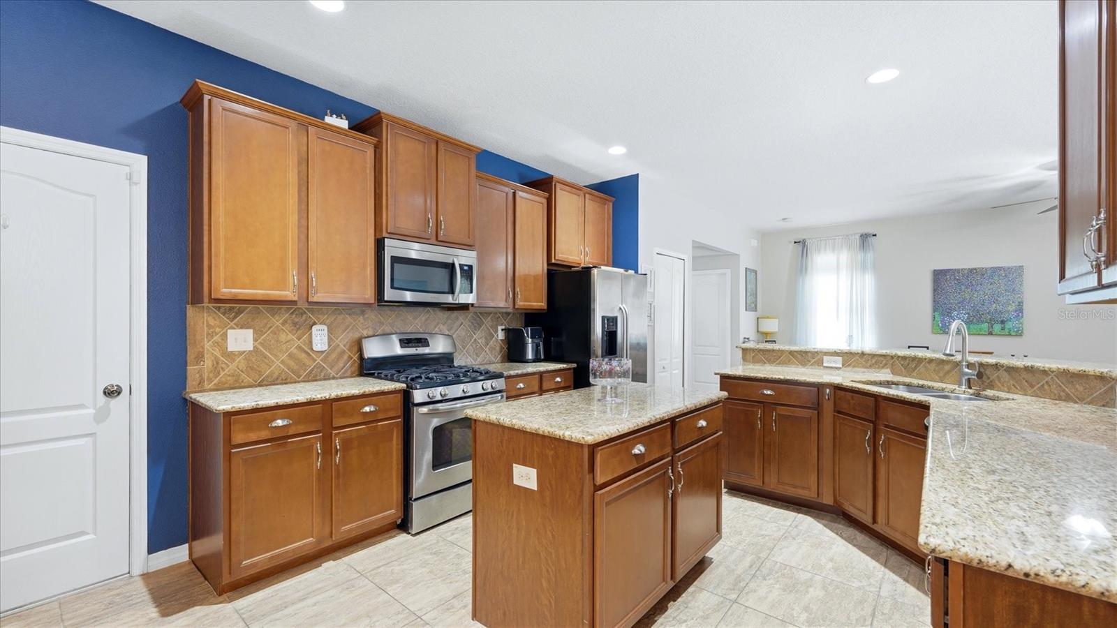 5666 AARON CT — photo 3