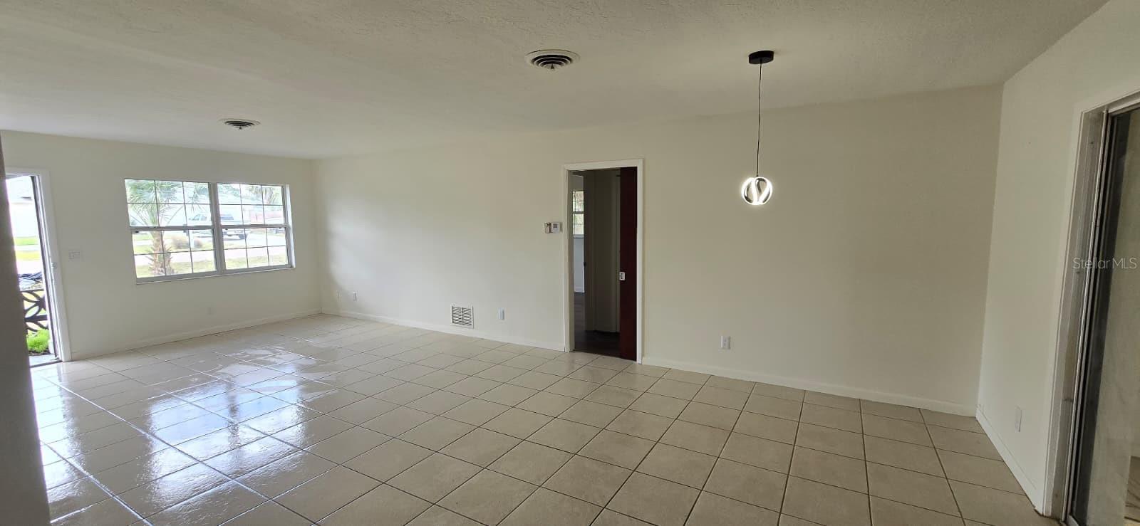 345 S VENICE BLVD — photo 4