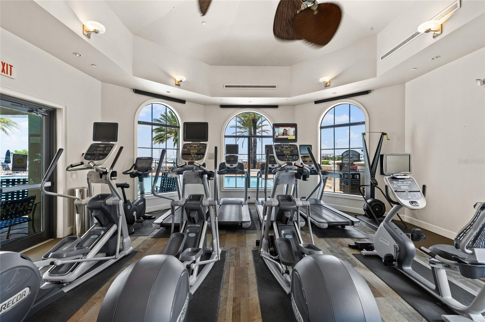 4815 YACHT CLUB DR #102 — photo 51