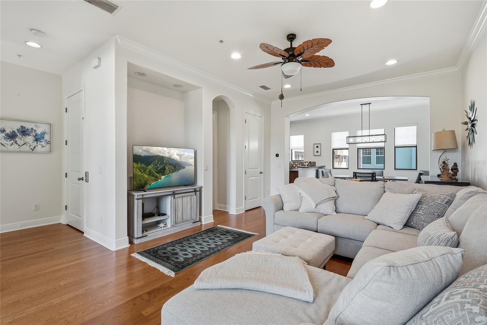 4815 YACHT CLUB DR #102 — photo 8