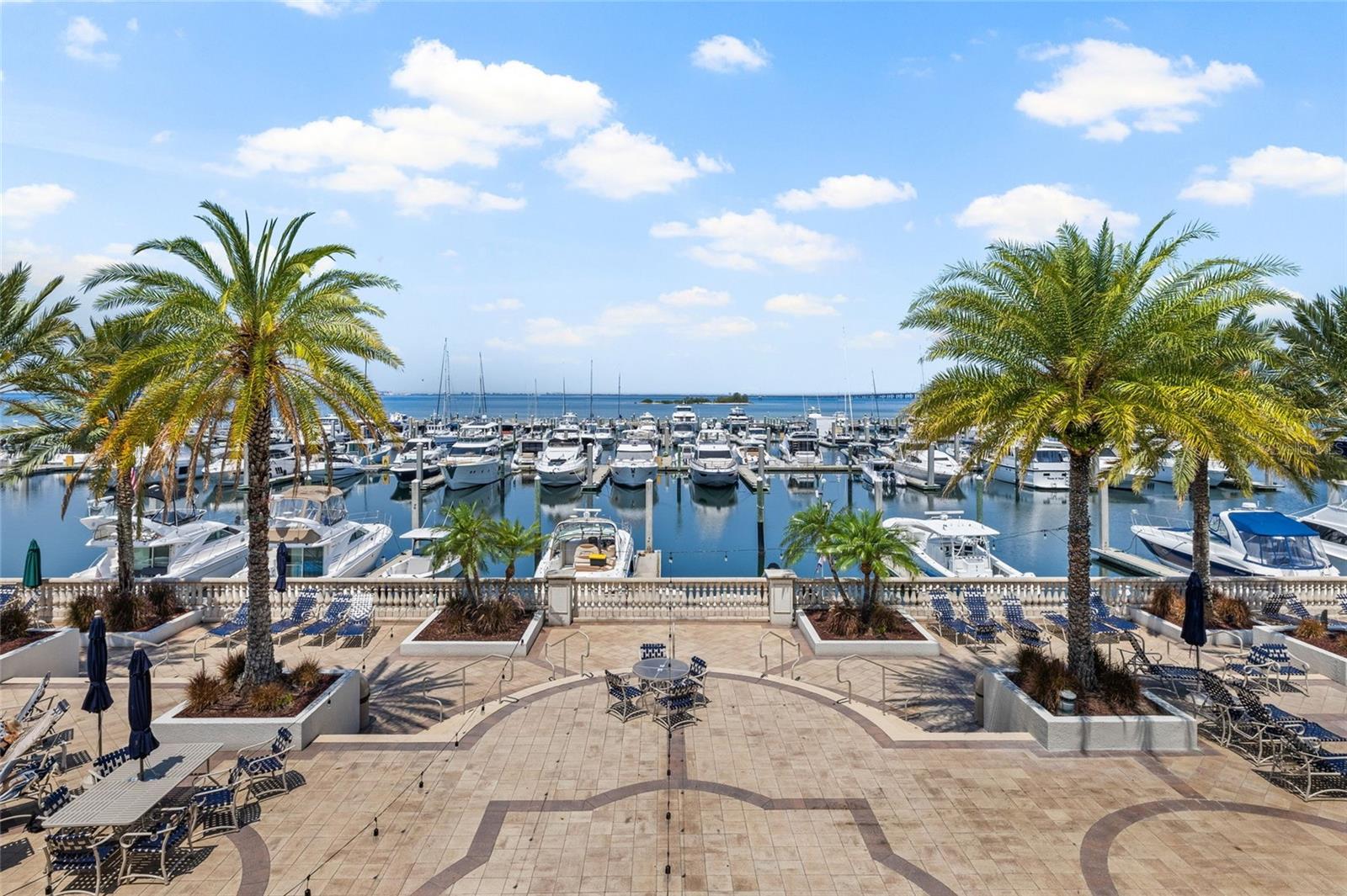 4815 YACHT CLUB DR #102 — photo 4