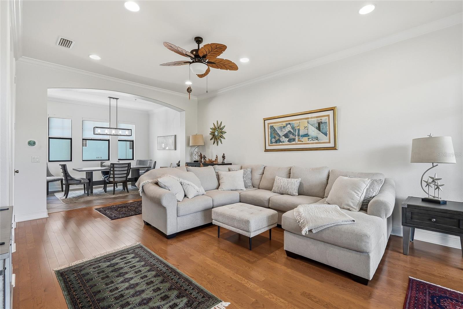 4815 YACHT CLUB DR #102 — photo 2