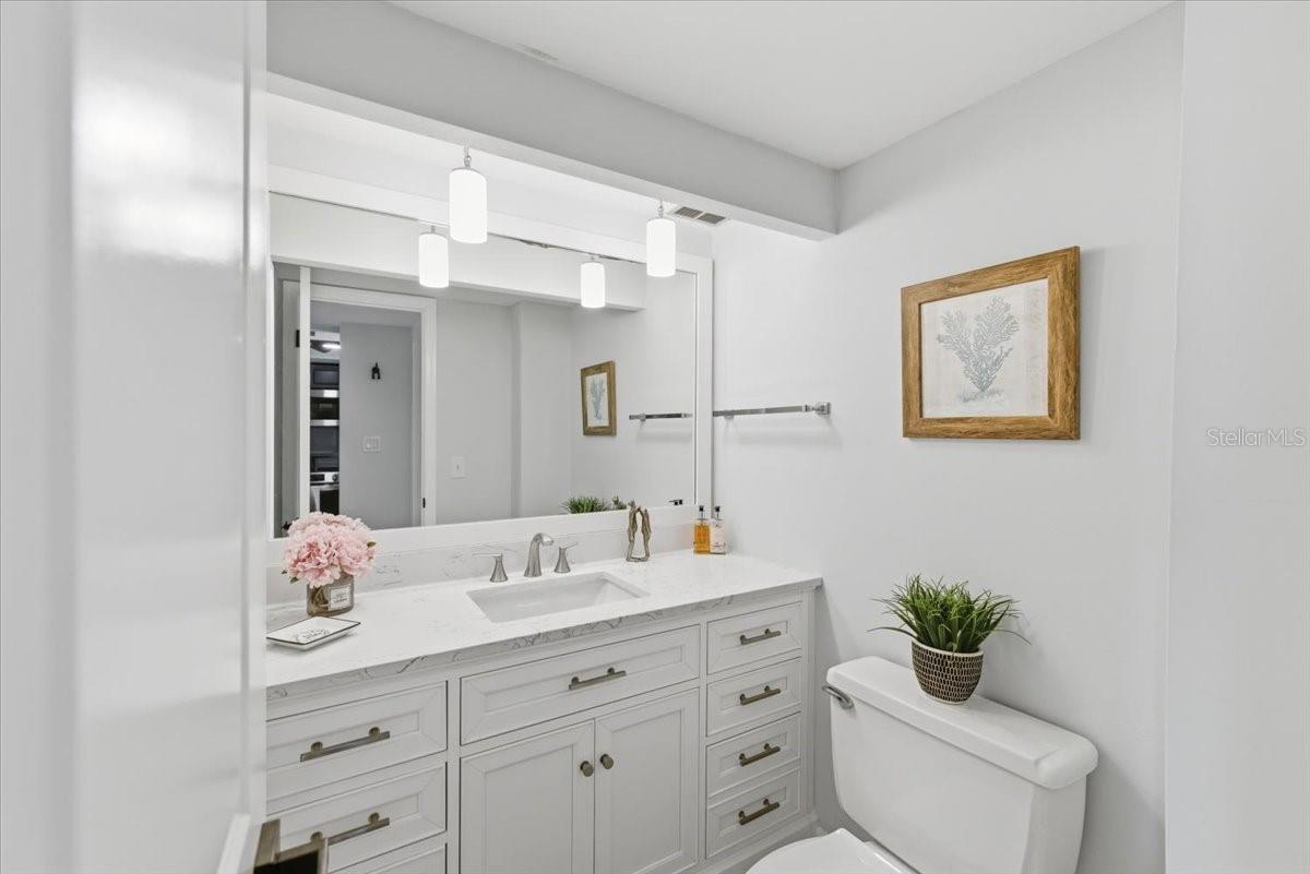 2621 COVE CAY DR #302 — photo 23