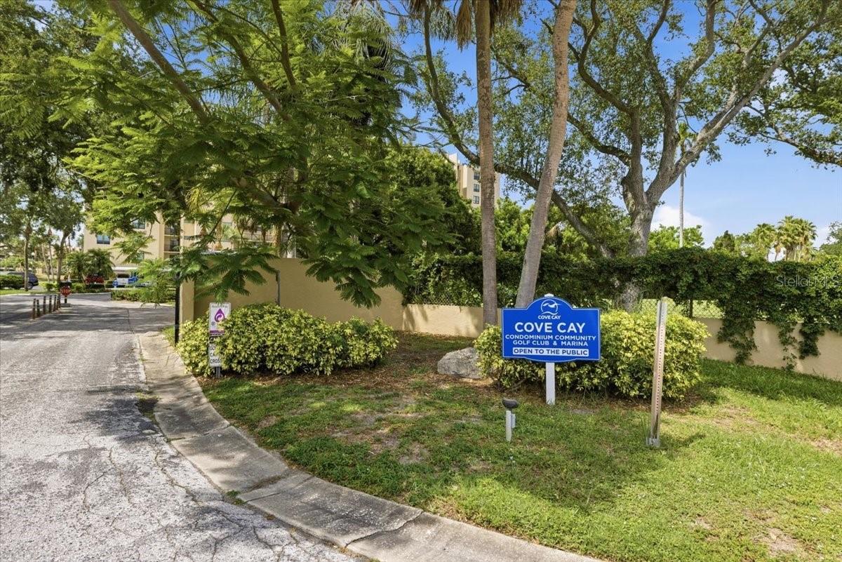 2621 COVE CAY DR #302 — photo 28