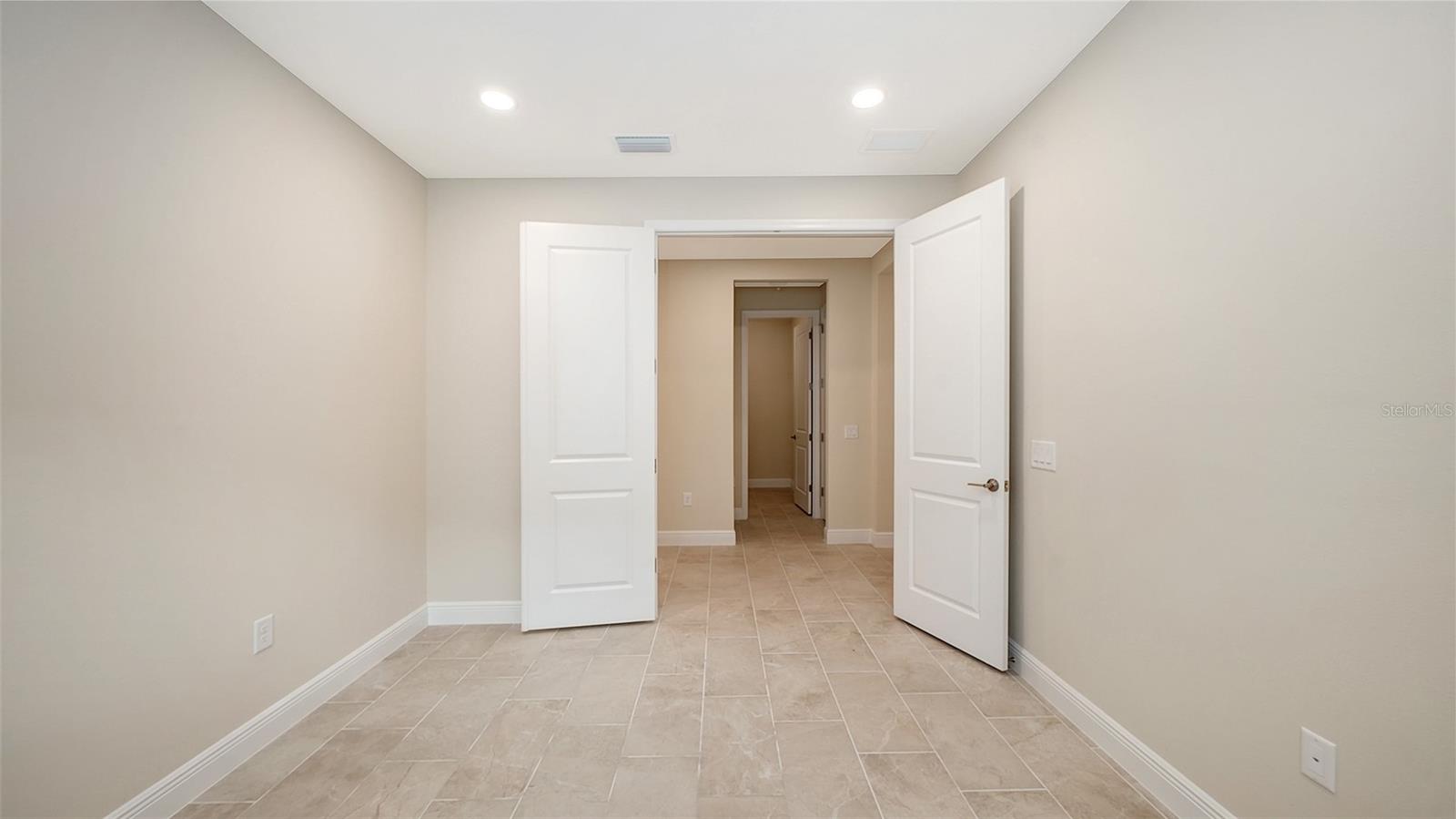 6547 BIG BAYOU DR — photo 36