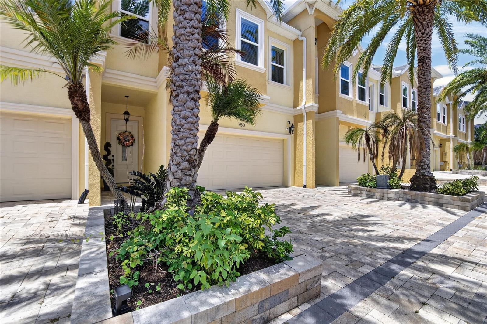 750 GRAND CYPRESS LN — photo 3