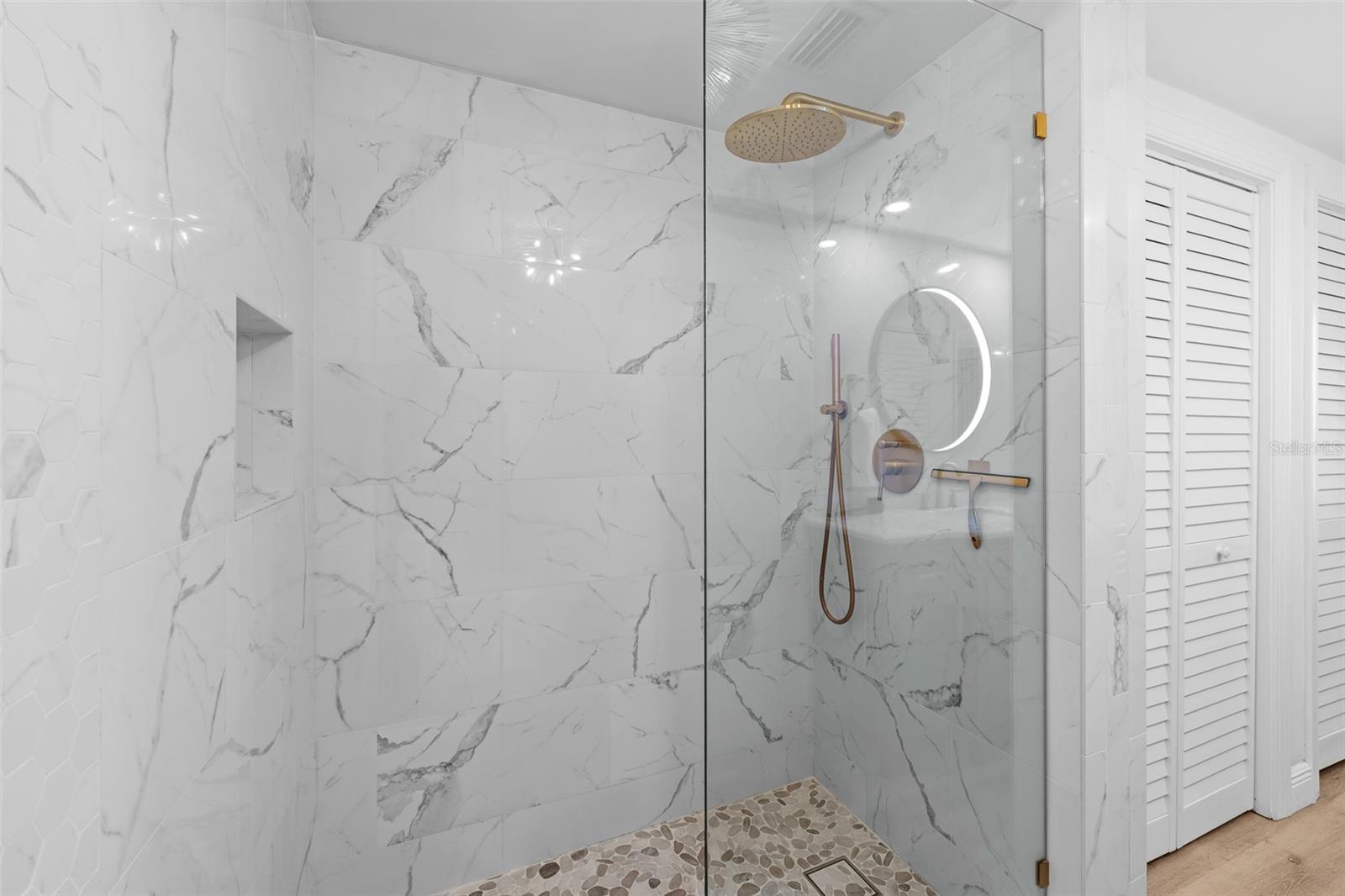 7100 SUNSHINE SKYWAY LN S #701 — photo 35