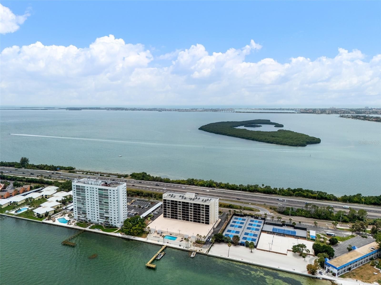 7100 SUNSHINE SKYWAY LN S #701 — photo 61