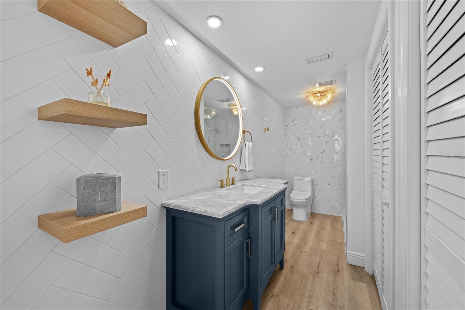 7100 SUNSHINE SKYWAY LN S #701 — photo 33