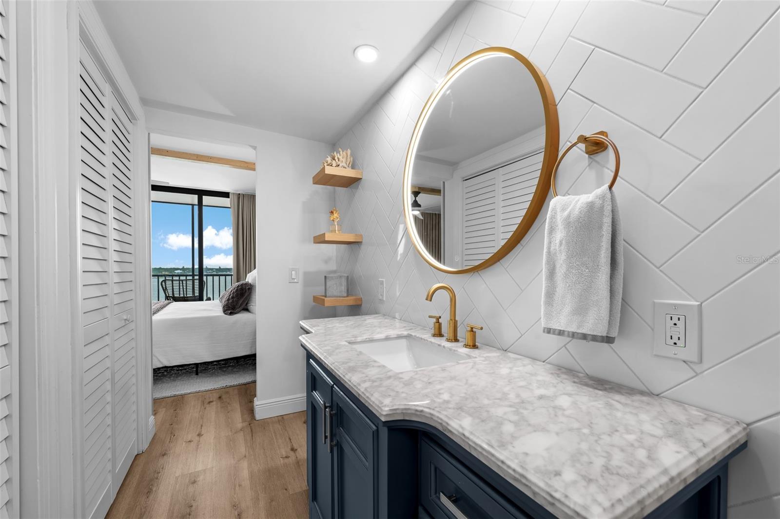 7100 SUNSHINE SKYWAY LN S #701 — photo 36