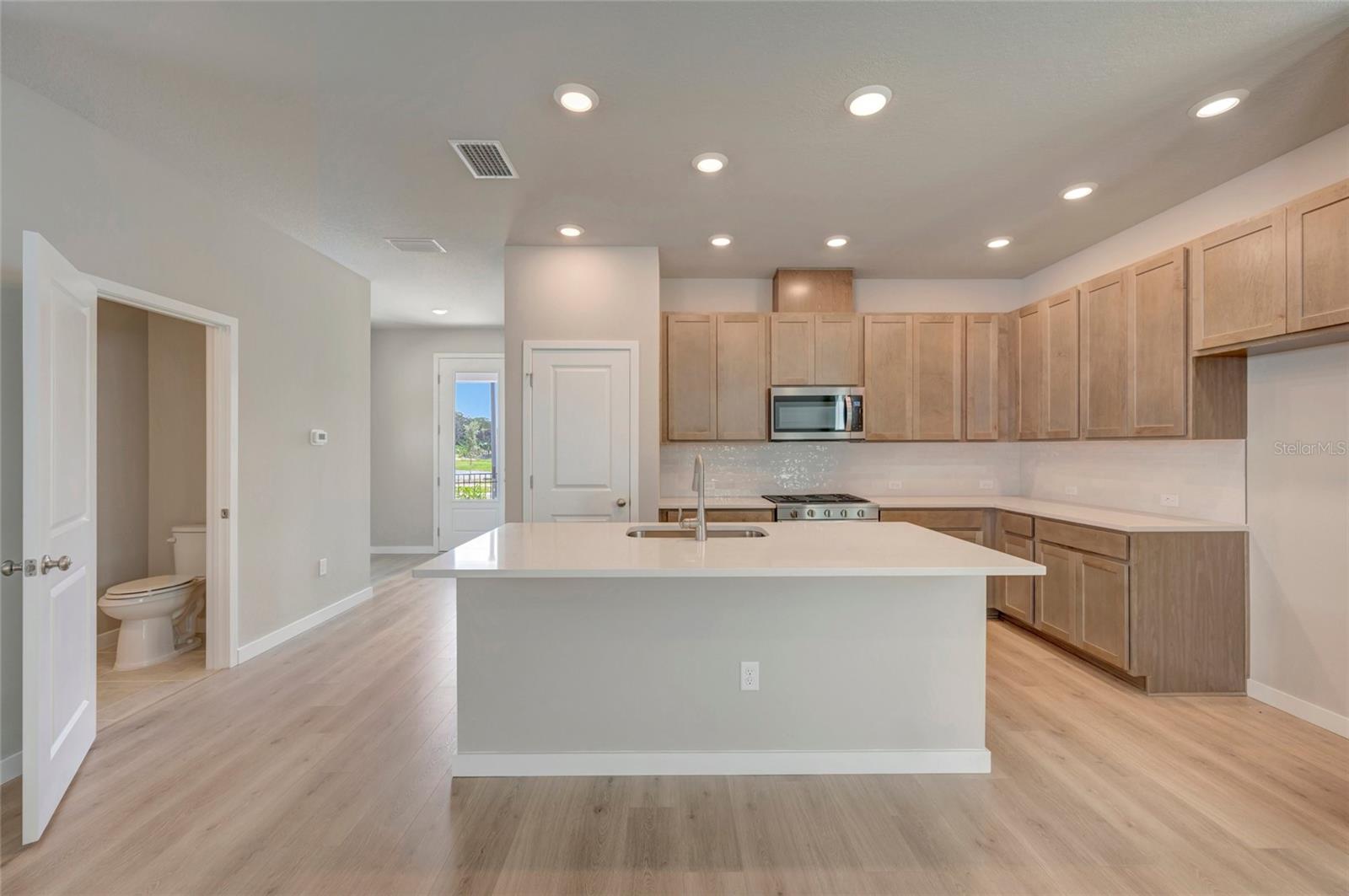 2823 CRIMSON CAP ST — photo 3