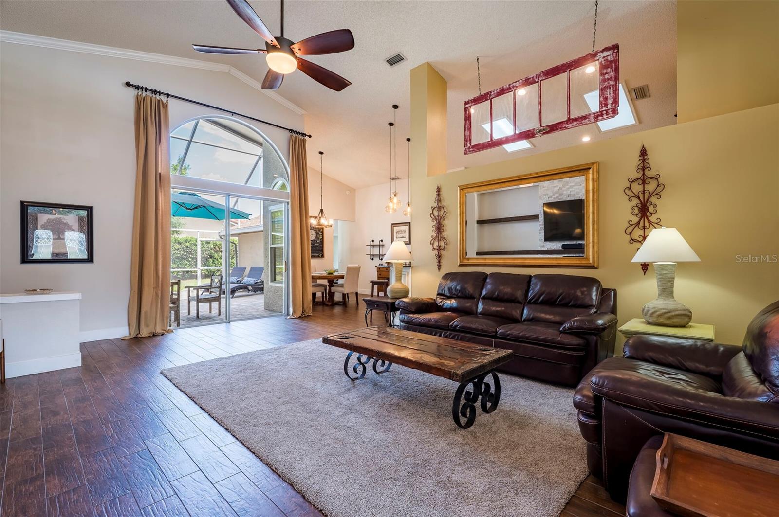 8115 MONTOCK CT — photo 15