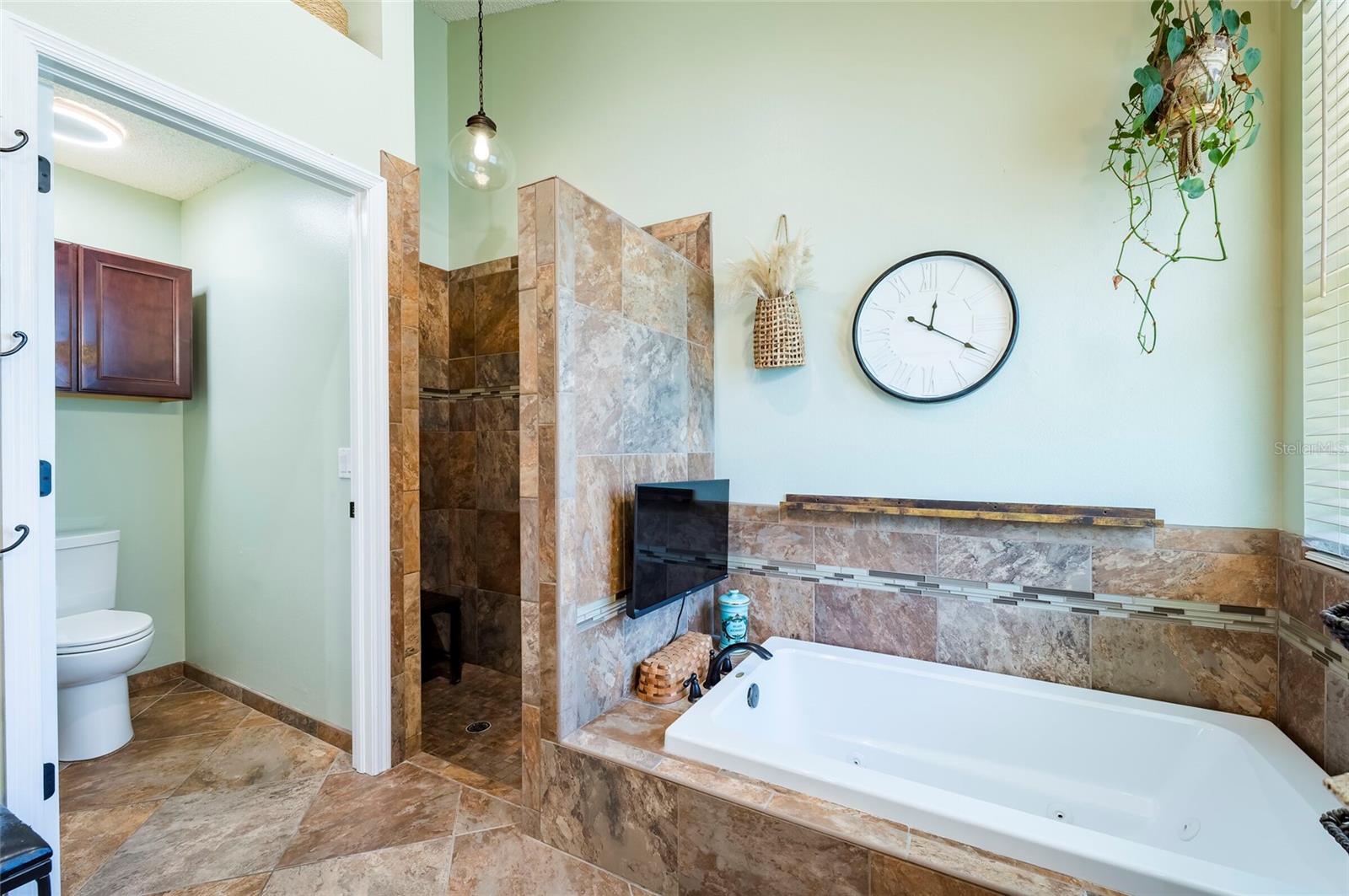 8115 MONTOCK CT — photo 26