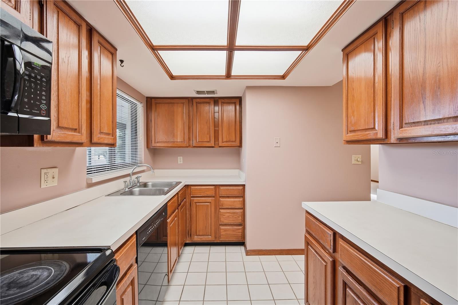 4515 SOUTHAMPTON CT #4515 — photo 13