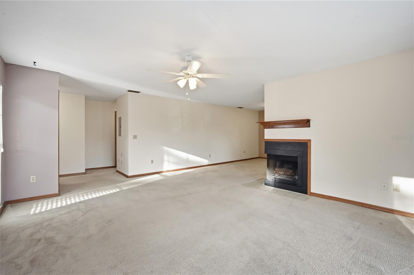 4515 SOUTHAMPTON CT #4515 — photo 7