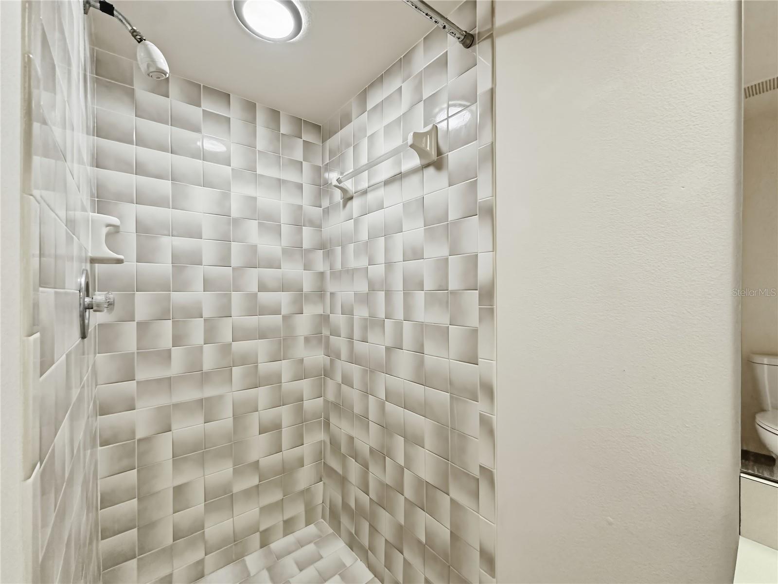 4515 SOUTHAMPTON CT #4515 — photo 10