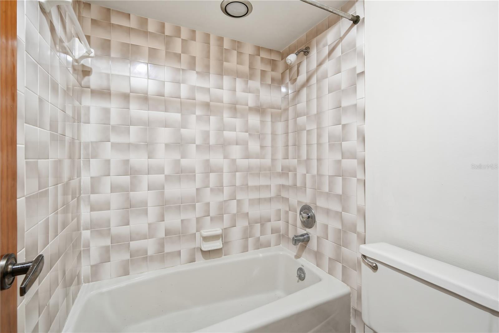 4515 SOUTHAMPTON CT #4515 — photo 20