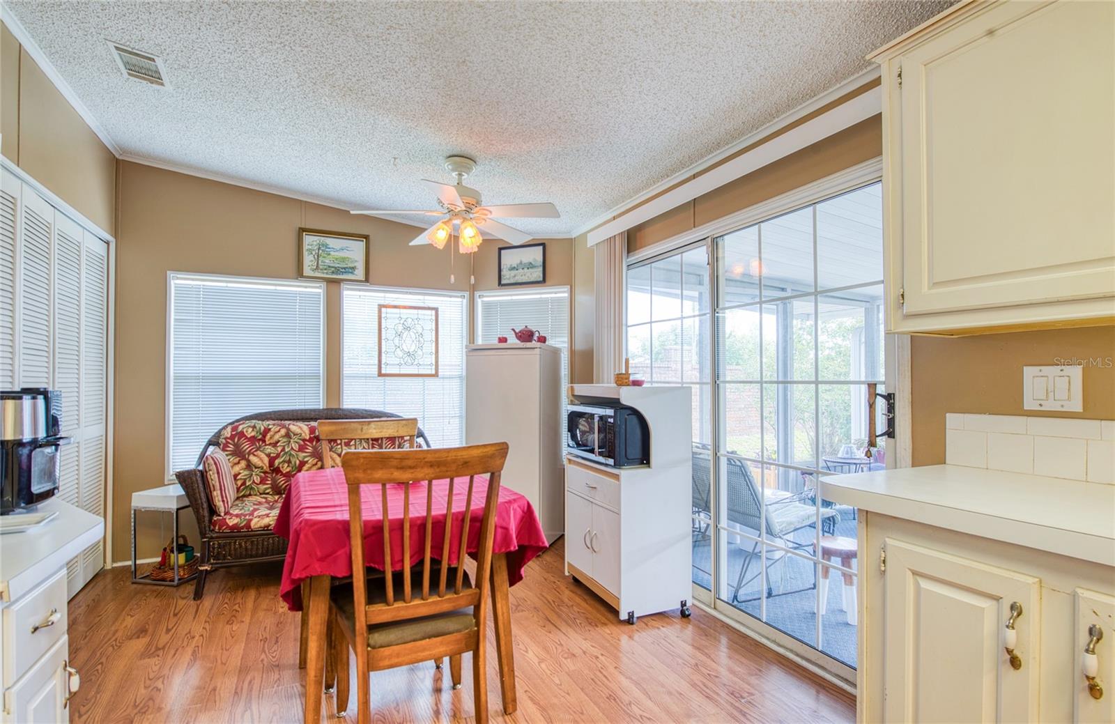 258 PELICAN DR N — photo 11