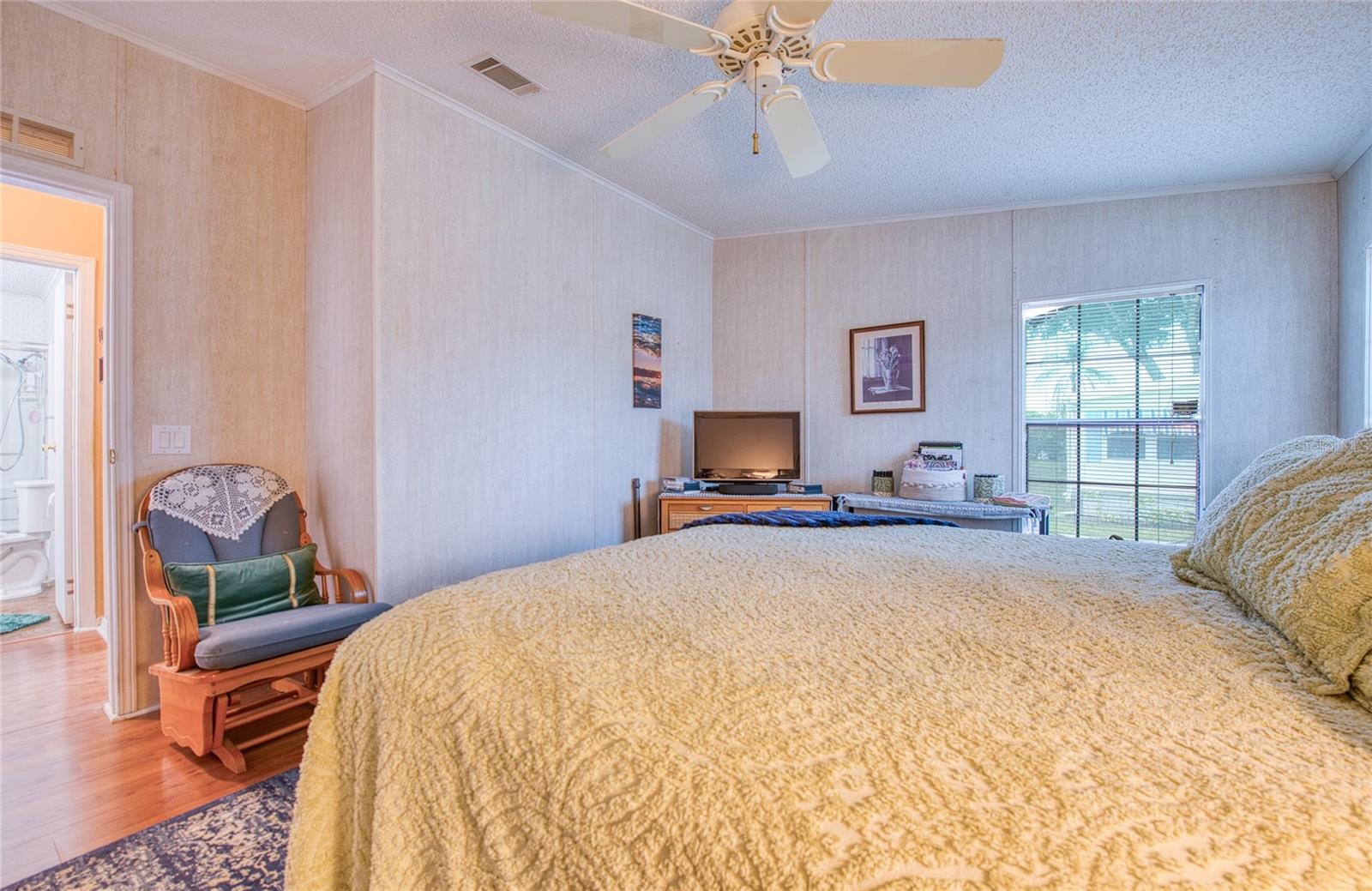 258 PELICAN DR N — photo 23