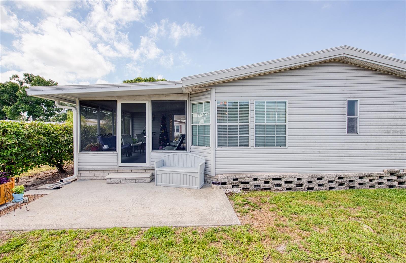 258 PELICAN DR N — photo 35