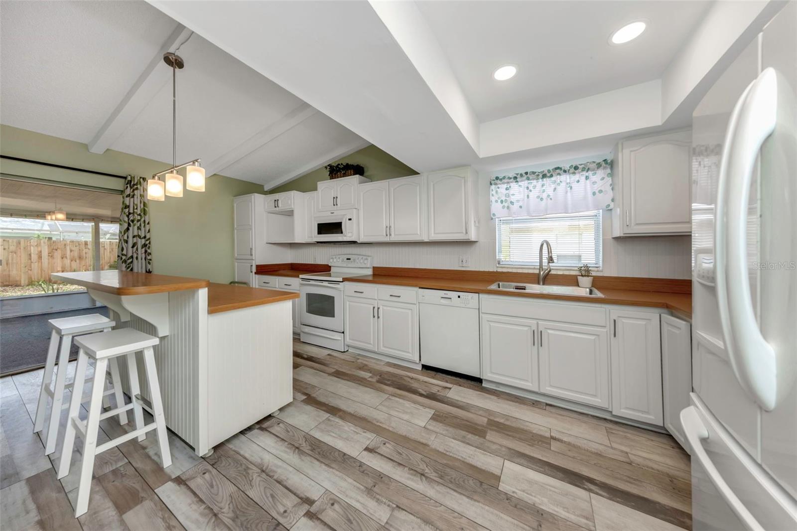 17704 RIVENDEL RD — photo 5