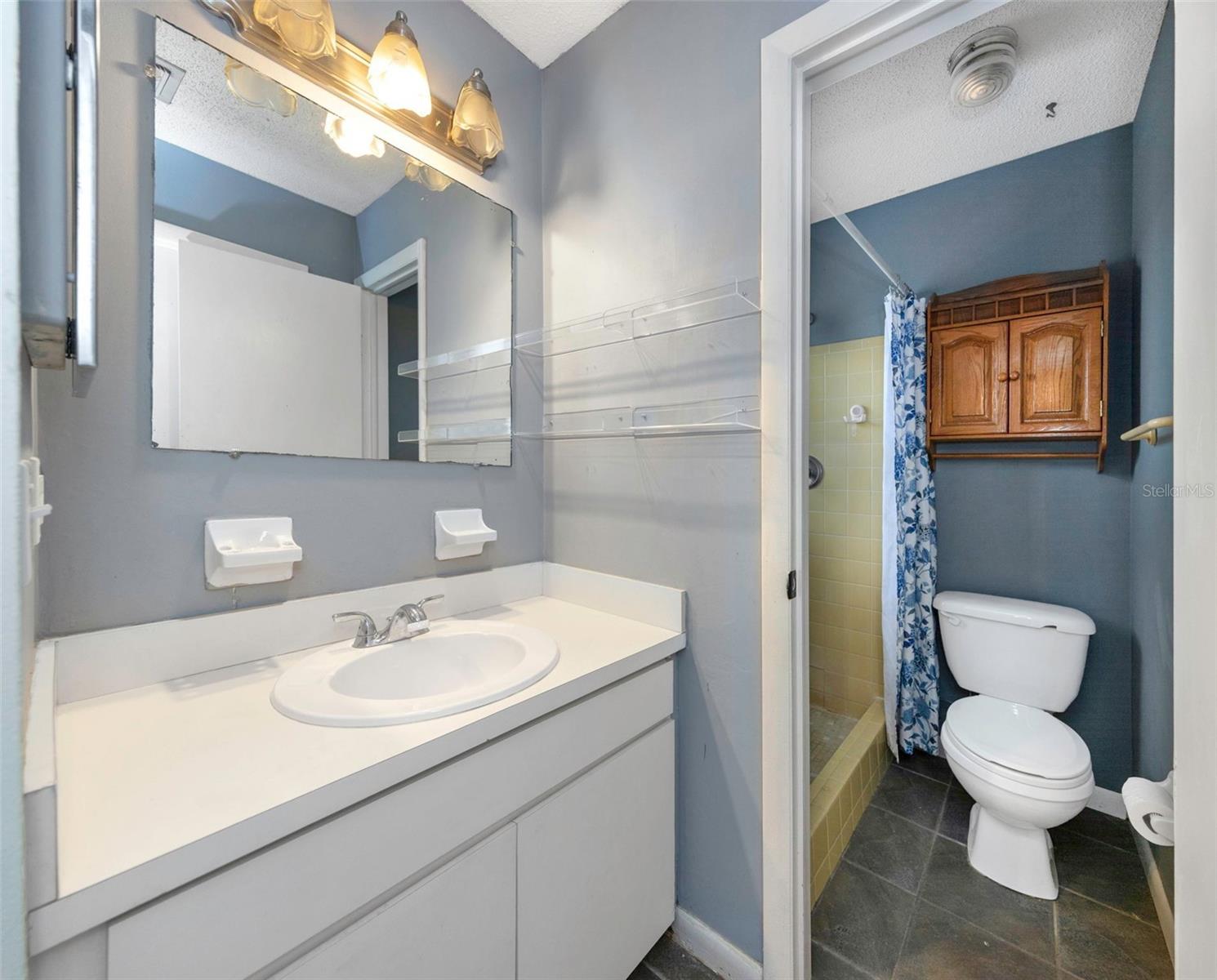 17704 RIVENDEL RD — photo 17