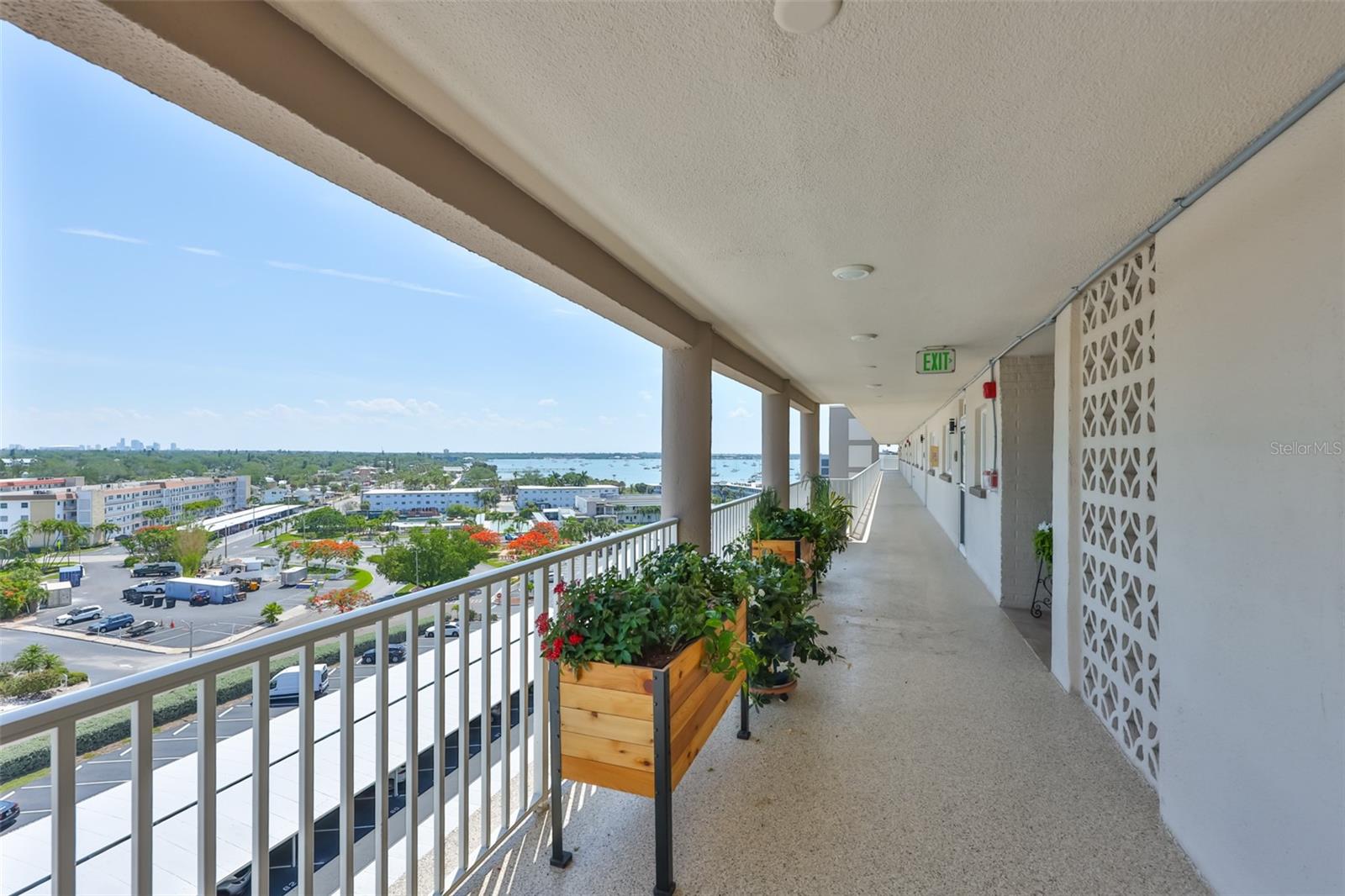 5980 SHORE BLVD S #907 — photo 3