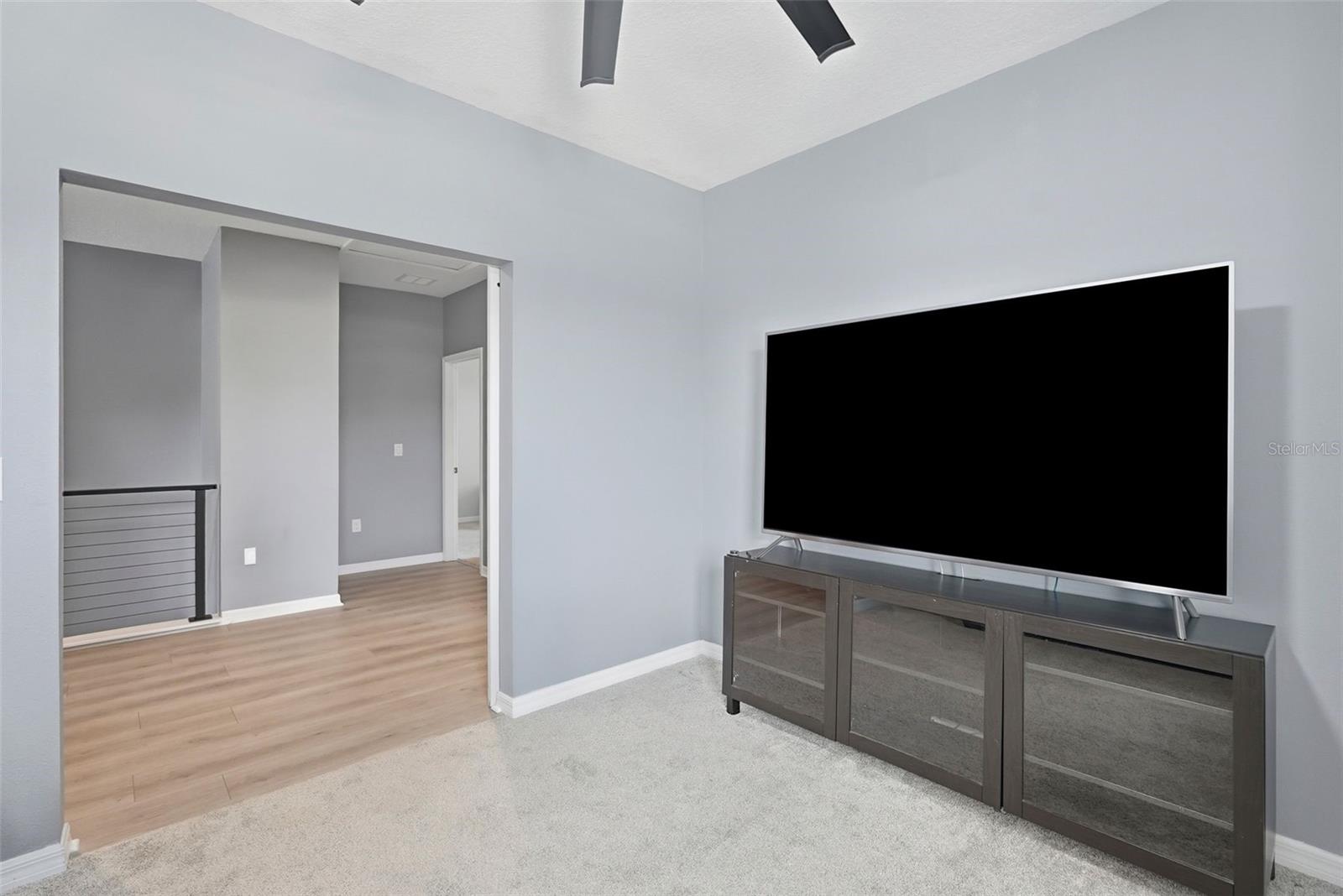 10808 WHITLAND GROVE DR — photo 32