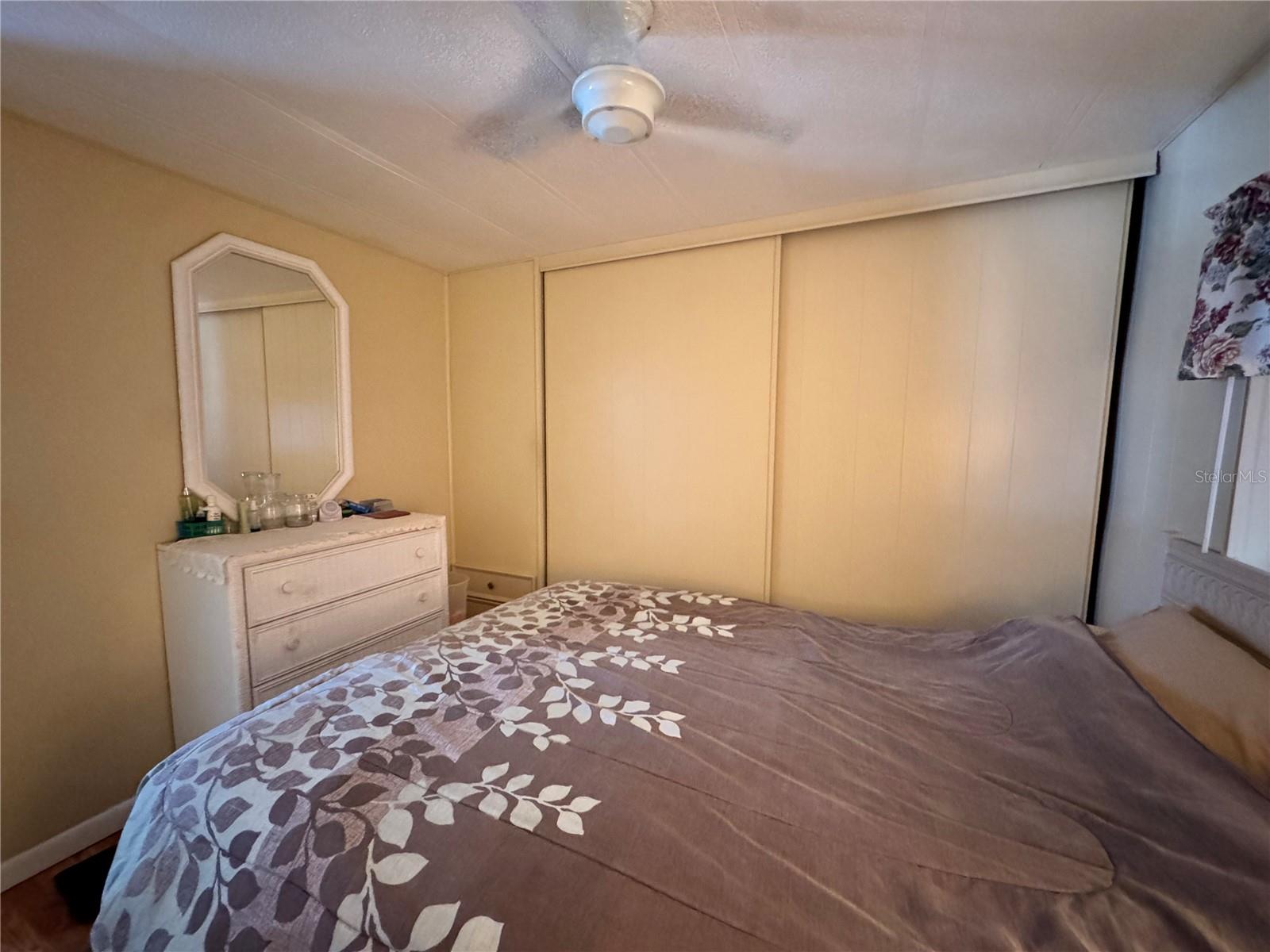 420 49TH ST E #20 — photo 16