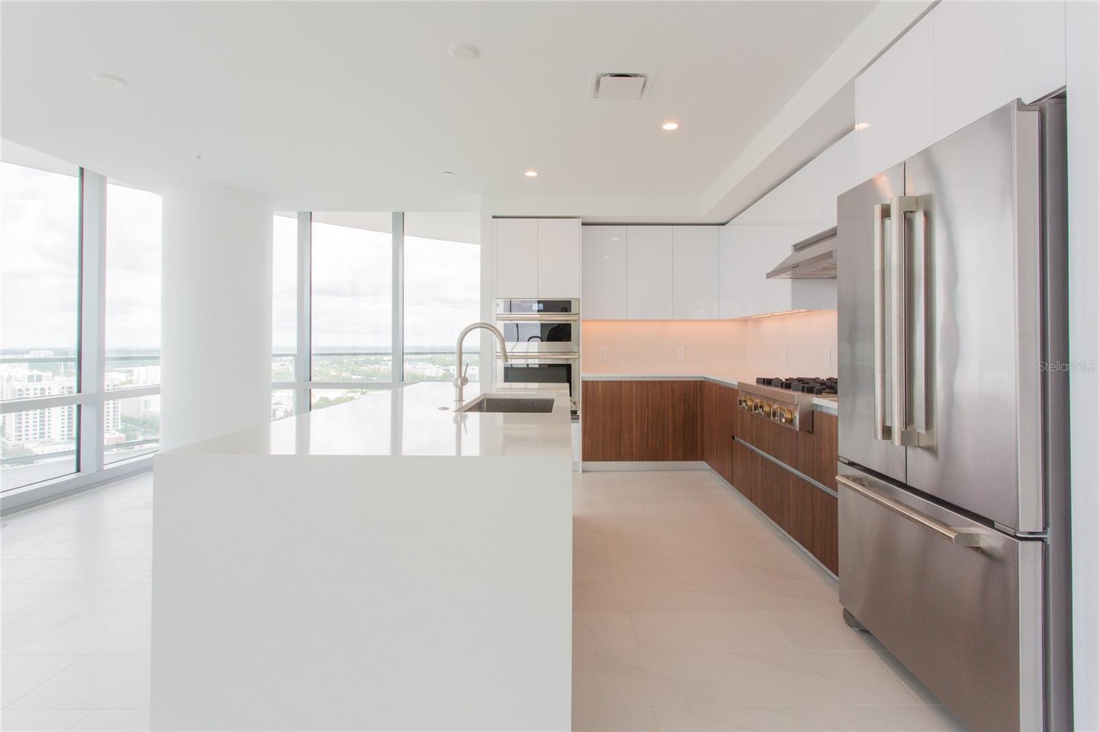 400 CENTRAL AVE #2601 — photo 11