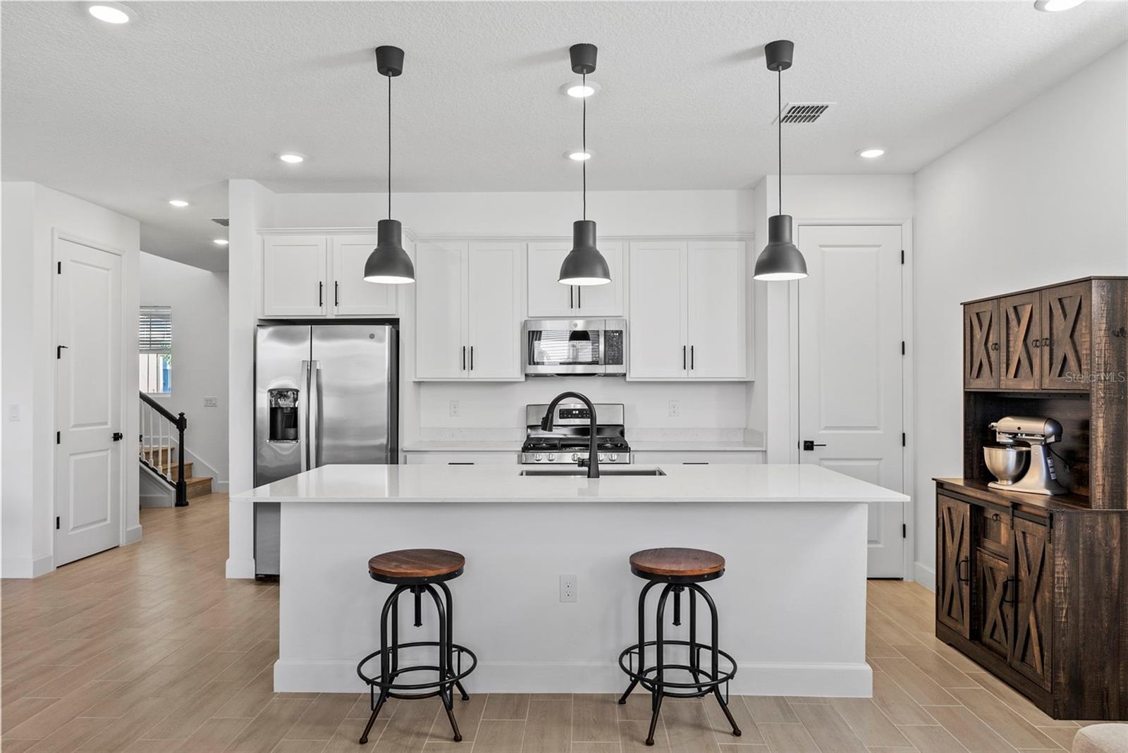 6026 JENSEN VIEW AVE — photo 5
