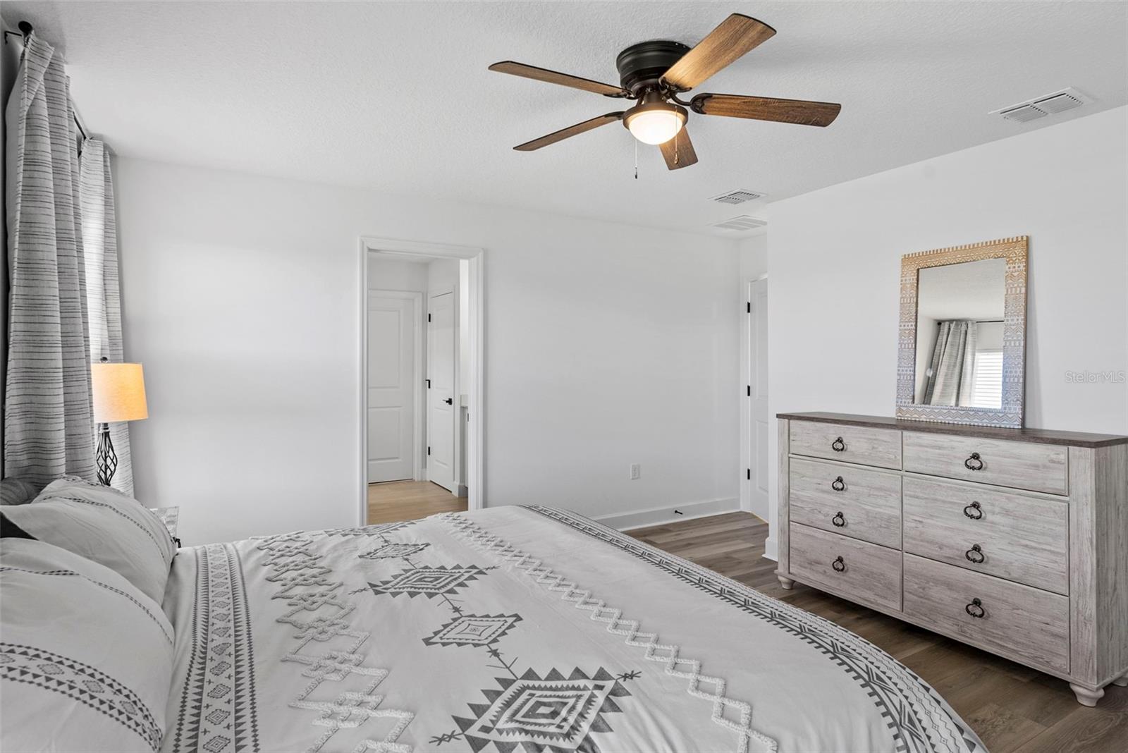 6026 JENSEN VIEW AVE — photo 13