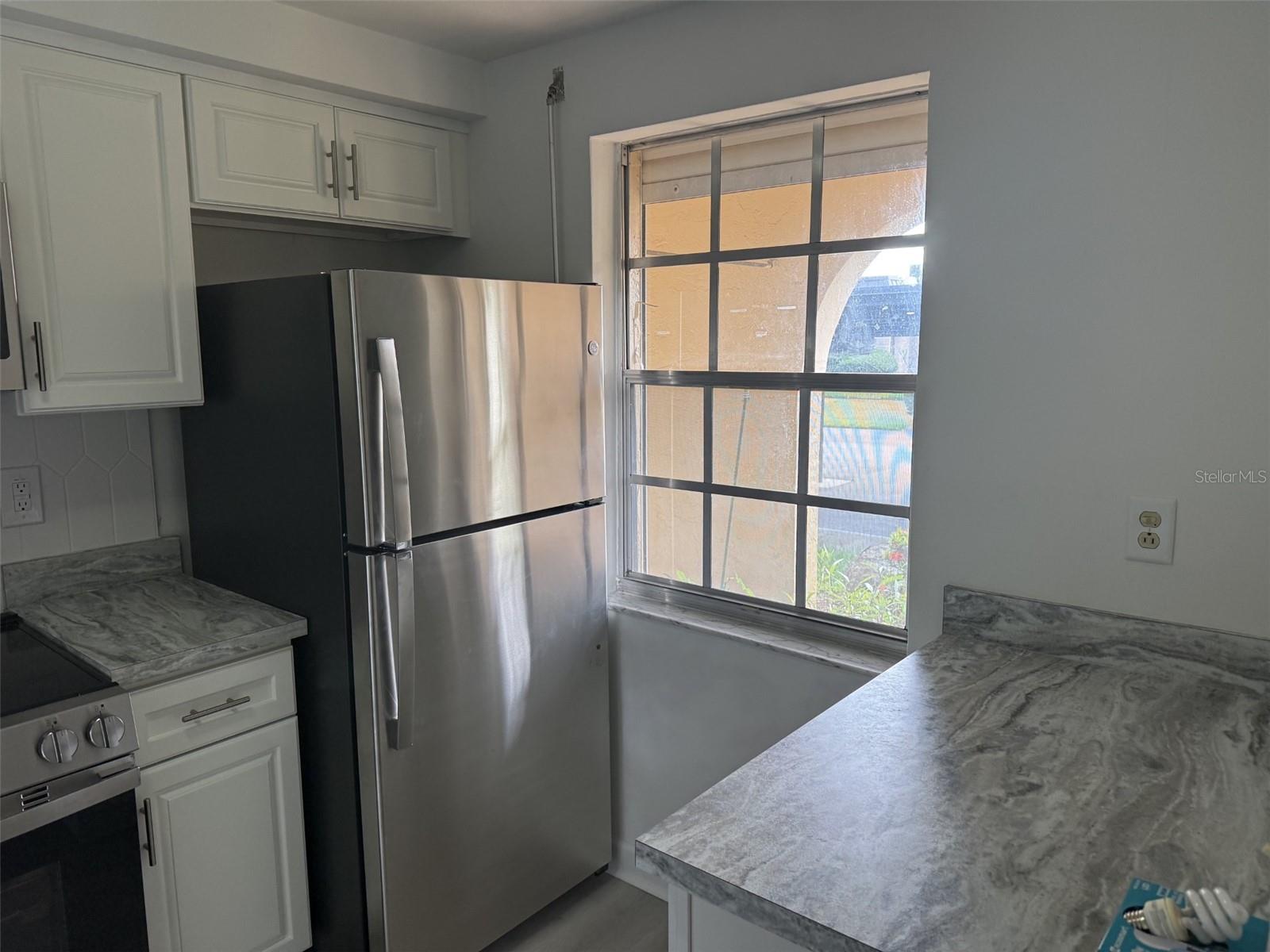 4413 SUNSTATE DR #0 — photo 4