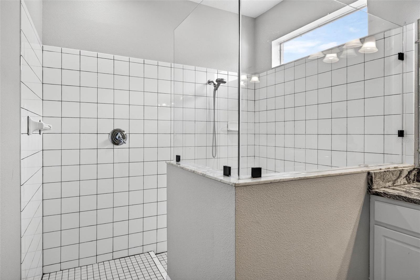10024 COLDWATER LOOP — photo 15