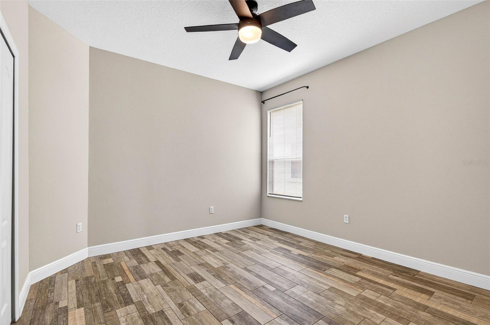 10024 COLDWATER LOOP — photo 22