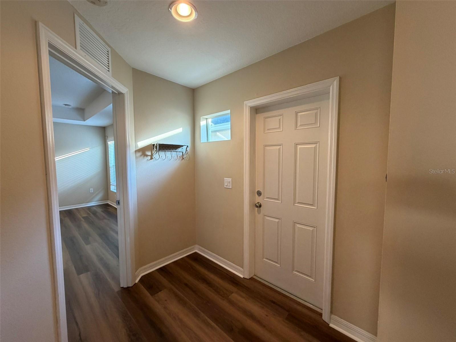 4735 WOODBROOK DR — photo 10