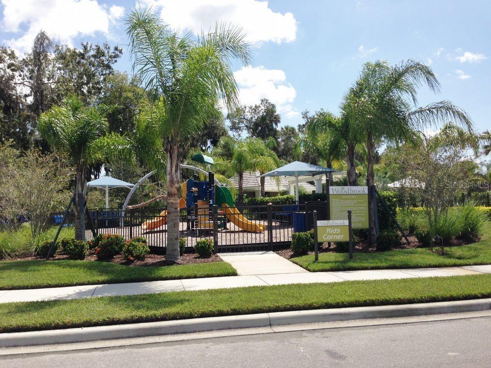 4735 WOODBROOK DR — photo 16
