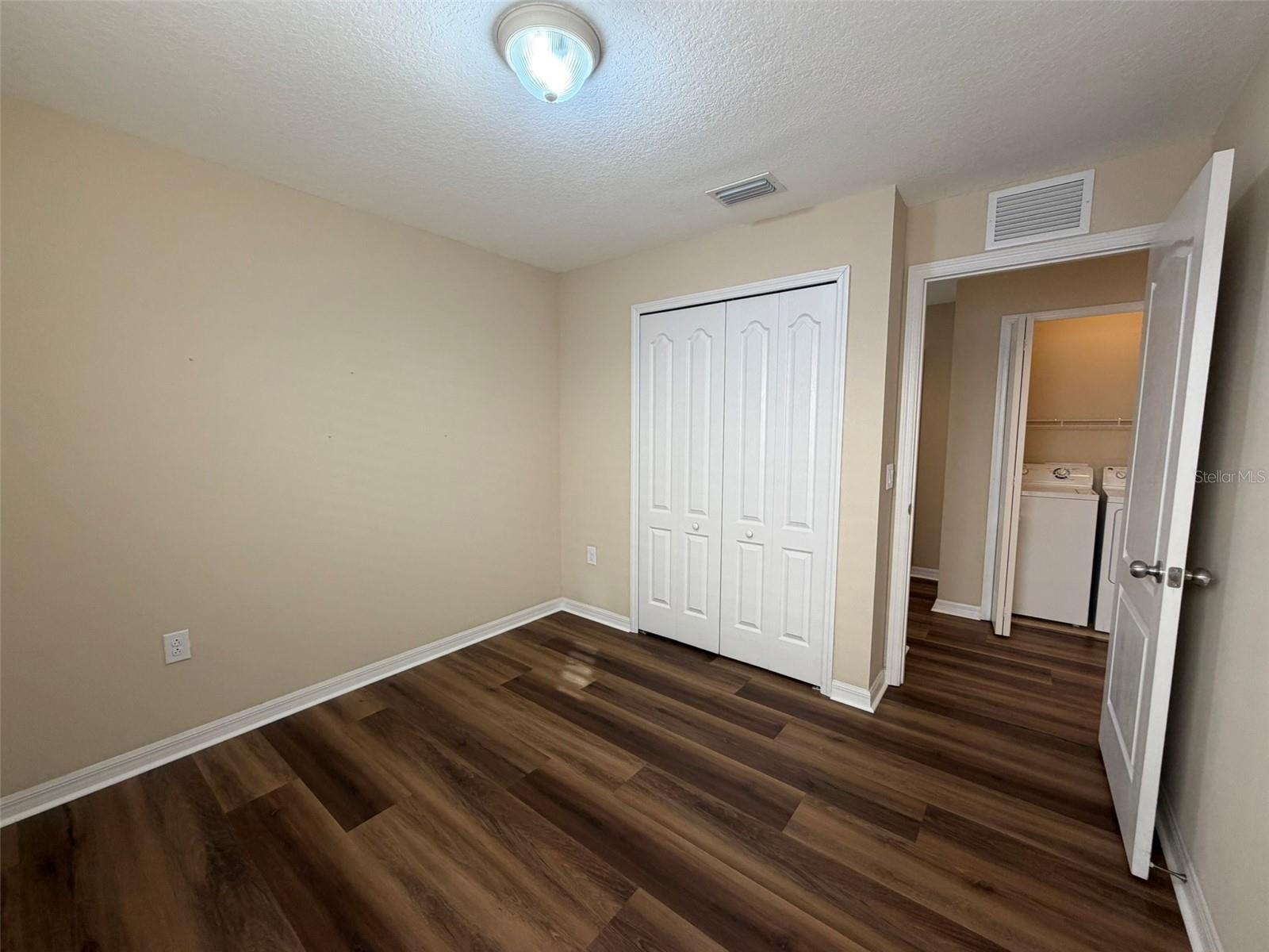 4735 WOODBROOK DR — photo 9