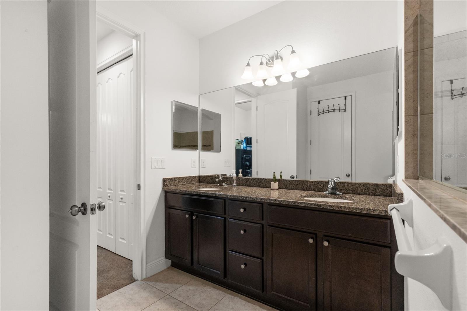 107 ELINA SKY DR — photo 10