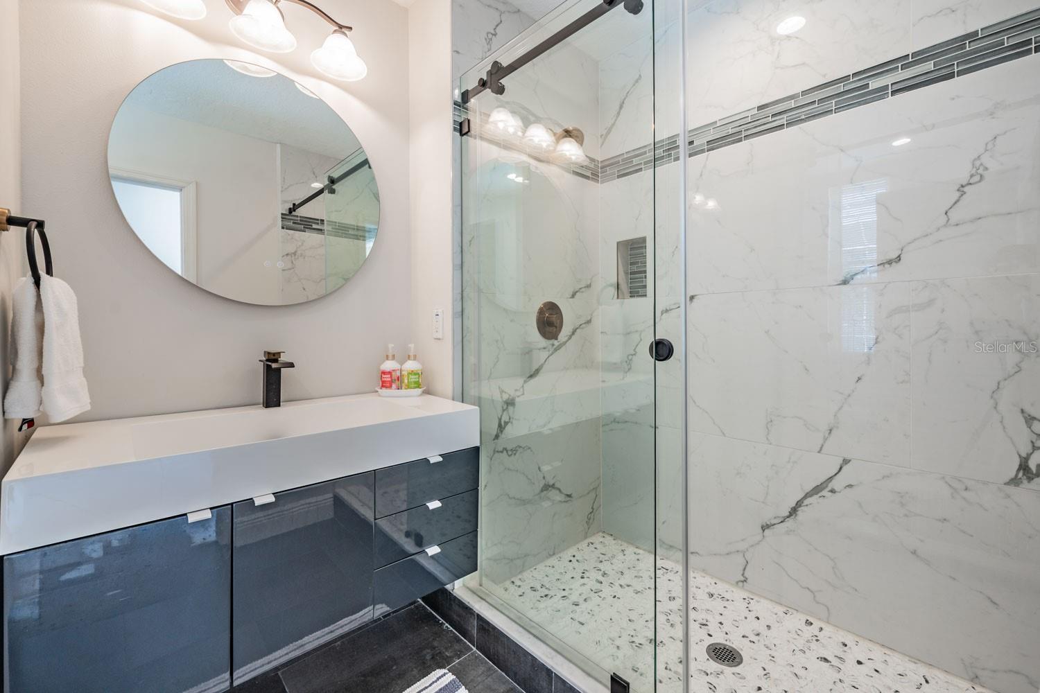 4561 ROANOAK WAY — photo 37