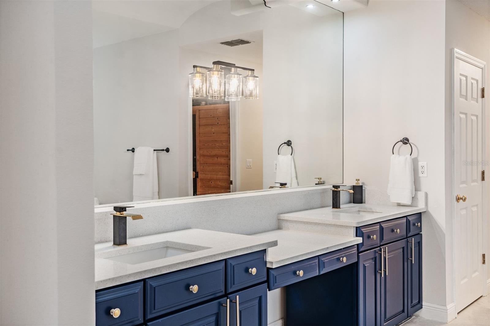 4561 ROANOAK WAY — photo 30