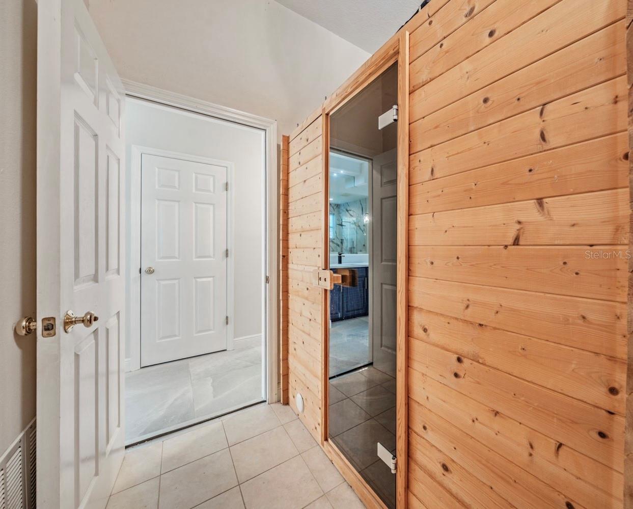 4561 ROANOAK WAY — photo 35