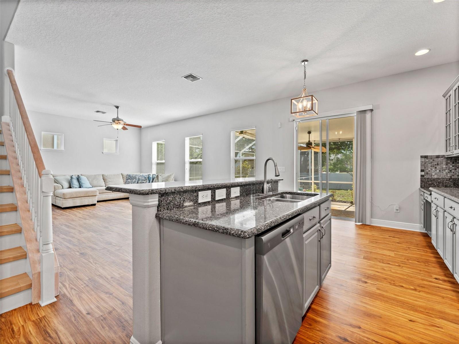 7606 S SPARKMAN ST — photo 16