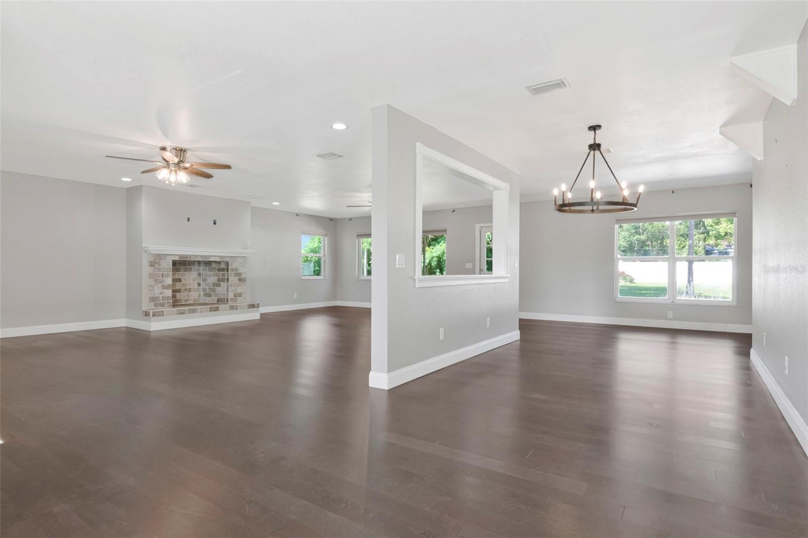 712 S OAKWOOD AVE — photo 13